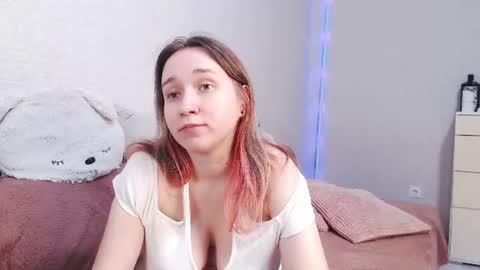 Lovely Hayley online show from June 9, 2026, 10:21 pm