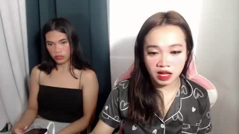 lovely_lianne online show from June 22, 2026, 1:40 am
