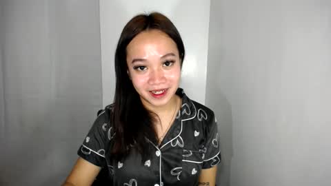 lovely_lianne online show from June 22, 2026, 3:25 am