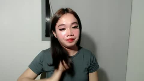 lovely_lianne online show from July 5, 2026, 4:19 am