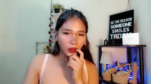 KATE online show from April 13, 2026, 6:13 pm