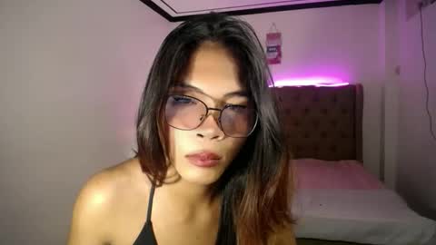 KATE online show from May 13, 2026, 4:43 am