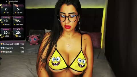 lovely violet13 online show from January 27, 2025, 4:22 pm