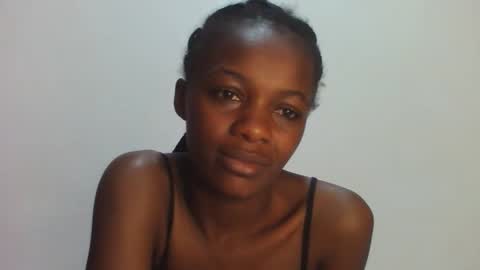Snapshot of lovely_yvonne chatting on October 2, 2025, 10:28 pm Lovely yvonne online show from October 2, 2025, 10:28 pm