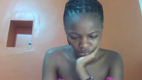 Snapshot of lovely_yvonne chatting on November 10, 2025, 11:31 am Lovely yvonne online show from November 10, 2025, 11:31 am