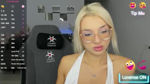 Snapshot of lovelybianca_ chatting on November 9, 2025, 11:14 pm lovelybianca_ online show from November 9, 2025, 11:14 pm