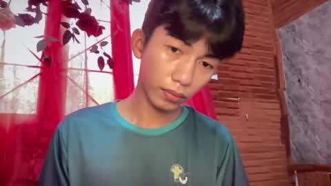 lovelyboy_jm online show from May 15, 2026, 11:56 pm