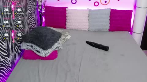    online show from February 8, 2025, 1:11 pm