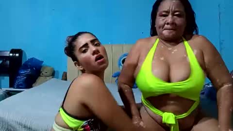 Snapshot of lovelycats26 chatting on May 31, 2026, 3:15 am lovelycats26 online show from May 31, 2026, 3:15 am