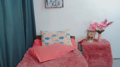 Snapshot of lovelydollsandra chatting on January 28, 2025, 11:17 pm lovelydollsandra online show from January 28, 2025, 11:17 pm
