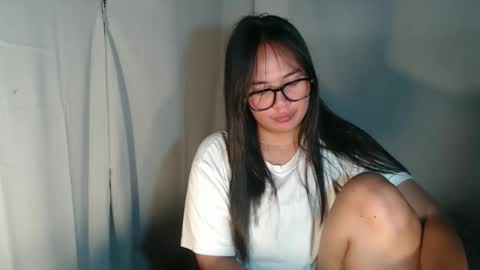 Snapshot of lovelykadita chatting on February 23, 2026, 1:19 pm Kadita3 online show from February 23, 2026, 1:19 pm