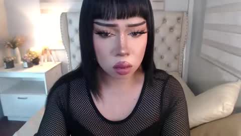 Rebeca online show from June 4, 2026, 6:58 pm