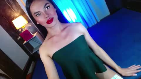 lovelymiss_shyna11 online show from March 5, 2025, 4:45 am