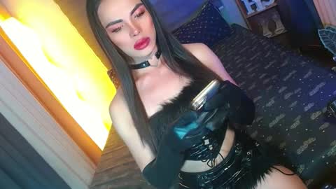 lovelymiss_shyna11 online show from March 7, 2026, 10:12 am