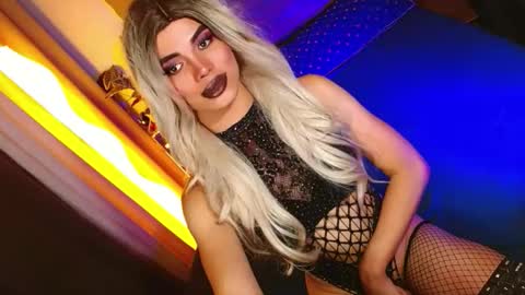 lovelymiss_shyna11 online show from May 16, 2026, 10:36 am