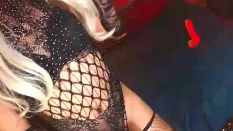 lovelymiss_shyna11 online show from May 28, 2026, 3:42 pm
