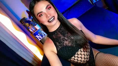 lovelymiss_shyna11 online show from June 19, 2026, 3:16 pm