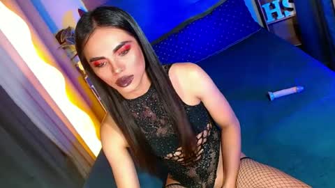 lovelymiss_shyna11 online show from June 22, 2026, 3:25 am