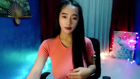 lovelypetite143 online show from June 23, 2026, 7:01 pm