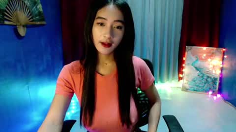 lovelypetite143 online show from June 25, 2026, 6:45 pm