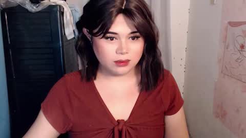 Snapshot of lovelypinaychubsx chatting on May 6, 2026, 1:47 am lovely online show from May 6, 2026, 1:47 am