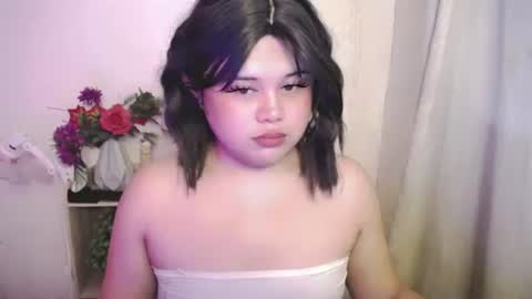 Snapshot of lovelypinaychubsx chatting on May 25, 2026, 7:25 am lovely online show from May 25, 2026, 7:25 am