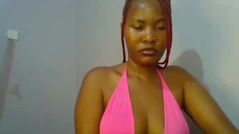 Snapshot of lovelyy_dreams chatting on April 28, 2026, 6:57 pm Hanna online show from April 28, 2026, 6:57 pm