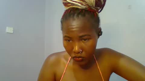 Snapshot of lovelyy_dreams chatting on May 7, 2026, 5:13 am Hanna online show from May 7, 2026, 5:13 am