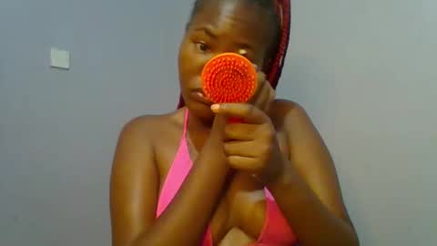 Snapshot of lovelyy_dreams chatting on May 11, 2026, 3:23 am Hanna online show from May 11, 2026, 3:23 am