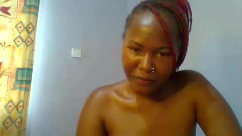Snapshot of lovelyy_dreams chatting on May 17, 2026, 5:16 am Hanna online show from May 17, 2026, 5:16 am
