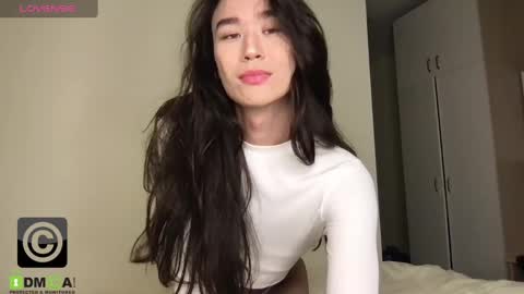 Snapshot of lovememore000 chatting on February 21, 2025, 2:16 pm Mikie online show from February 21, 2025, 2:16 pm