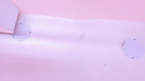 L O V E  online show from April 18, 2026, 11:47 am