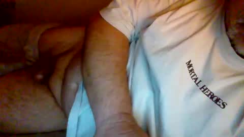 lover010983 online show from January 9, 2026, 6:38 am