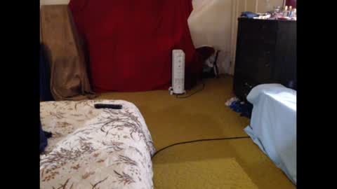 Snapshot of lover31660 chatting on February 6, 2025, 2:55 am Lover31660 online show from February 6, 2025, 2:55 am