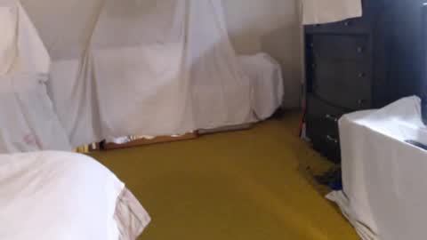 Snapshot of lover31660 chatting on February 9, 2026, 4:49 am Lover31660 online show from February 9, 2026, 4:49 am