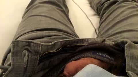 Tom online show from November 18, 2025, 5:17 pm