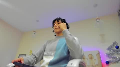 Snapshot of loverboy8_ chatting on December 28, 2024, 4:41 am loverboy8_ online show from December 28, 2024, 4:41 am