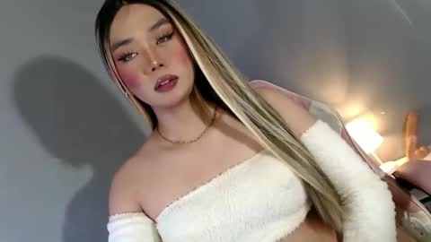 Snapshot of lovers_moon22 chatting on January 24, 2025, 9:58 pm lovers moon22 online show from January 24, 2025, 9:58 pm