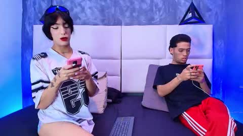 Snapshot of loversinfire chatting on December 13, 2025, 10:59 pm sofia and bryan online show from December 13, 2025, 10:59 pm