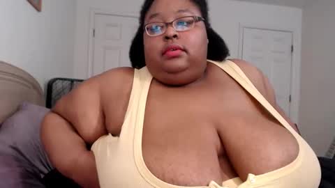 Alyson online show from March 19, 2026, 12:25 am