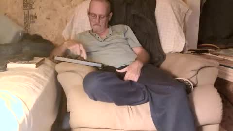 just here to have fun and cum online show from November 26, 2025, 11:55 am