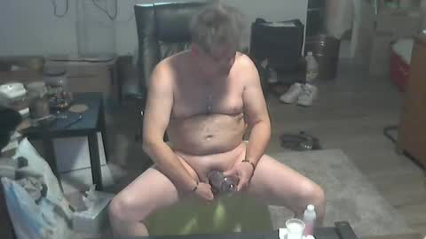 Snapshot of loveshaft69 chatting on February 2, 2025, 11:53 pm LoveShaft69 online show from February 2, 2025, 11:53 pm