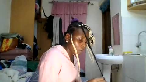 lovey online show from July 23, 2026, 9:13 pm