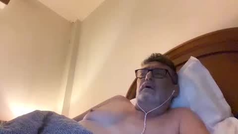 Snapshot of lovetolick1703 chatting on January 5, 2025, 10:21 am LovetoLick online show from January 5, 2025, 10:21 am