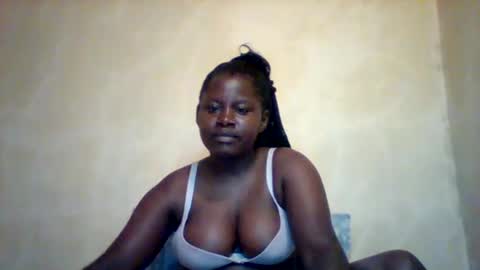 Snapshot of loviett chatting on May 23, 2026, 2:32 pm loviett online show from May 23, 2026, 2:32 pm