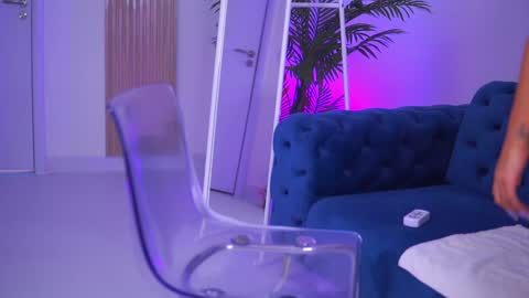 Nora online show from January 14, 2025, 10:38 am