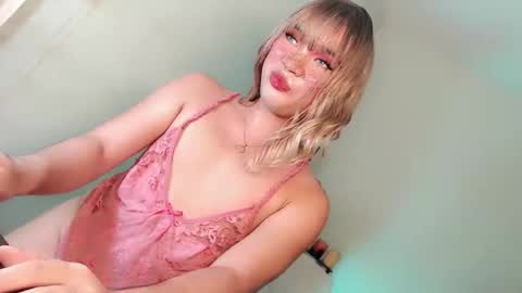 Snapshot of lovingmonaru969 chatting on March 22, 2026, 3:48 pm Lovingmonaru969 online show from March 22, 2026, 3:48 pm