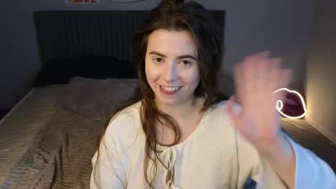 Erika online show from February 20, 2026, 6:26 am