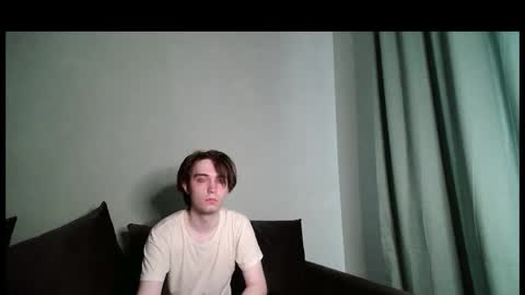 Snapshot of low_key_heat chatting on May 31, 2026, 3:47 am Liam online show from May 31, 2026, 3:47 am
