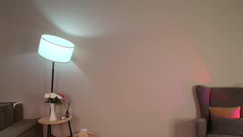 Loxy online show from March 27, 2026, 8:26 am